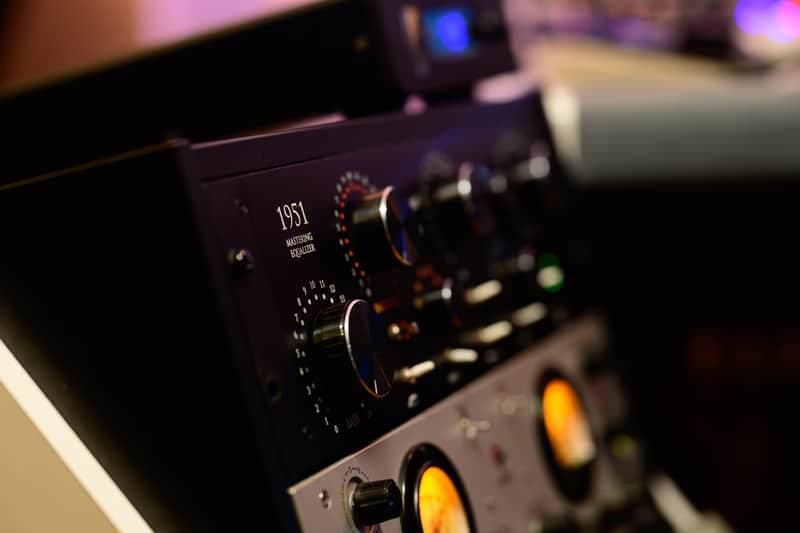Audiotales 1951 Mastering EQ - Rev 3