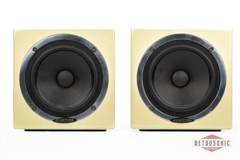 Avantone MixCubes Passive Pair