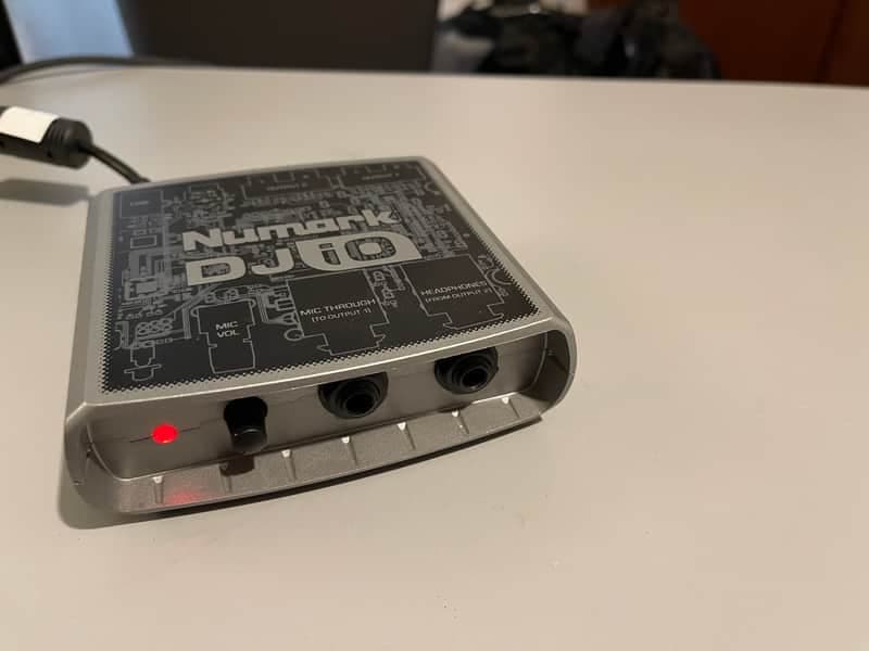 Numark DJ-iO2 USB DJ Audio Interface