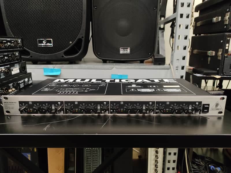 Behringer XR1400 Multigate