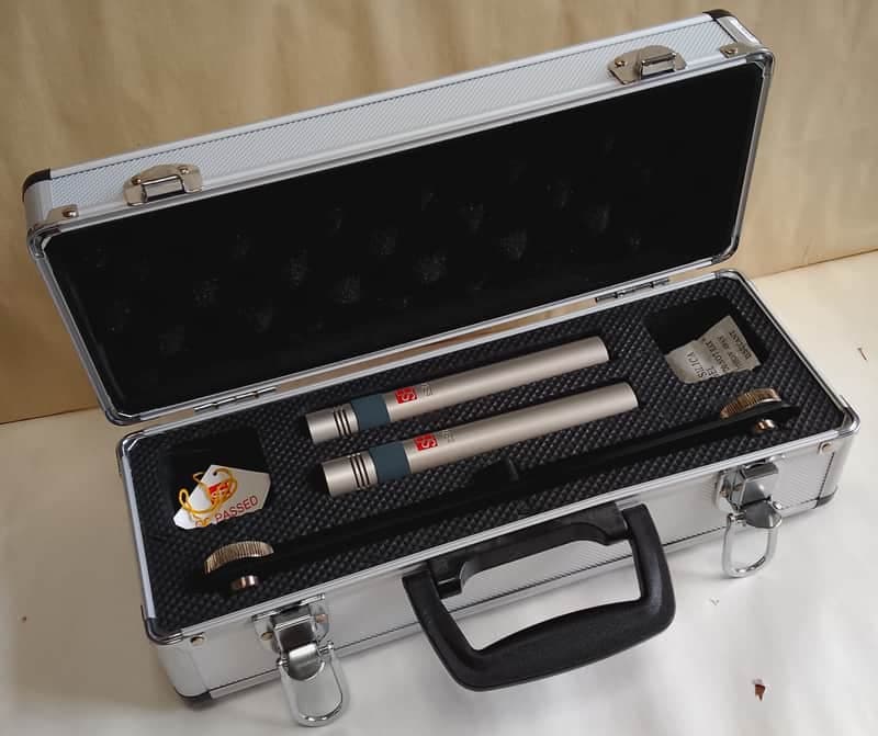 SE1A Small Diaphragm Cardioid Condenser Microphone Stereo Pair mint boxed