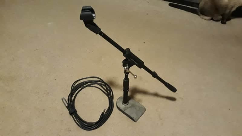 amstands JS-KD50 Kick Drum / Guitar / Bass Amp Mic Stand / cord NOT included