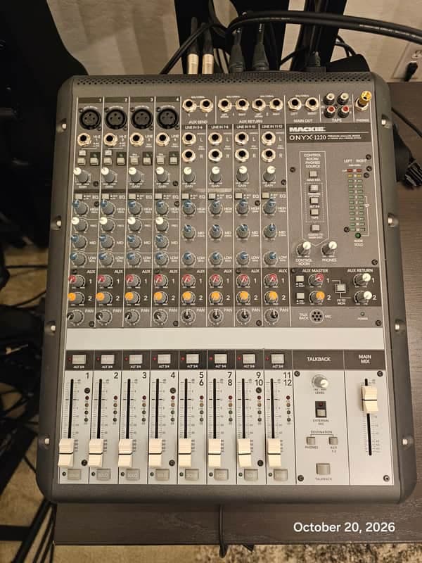 Onyx 1220 12-Channel Mixer With Perkins EQ and Firewire Option