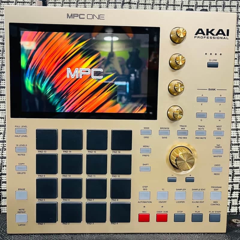 Akai MPC One Standalone MIDI Sequencer Gold Edition 2020 - Present - Gold