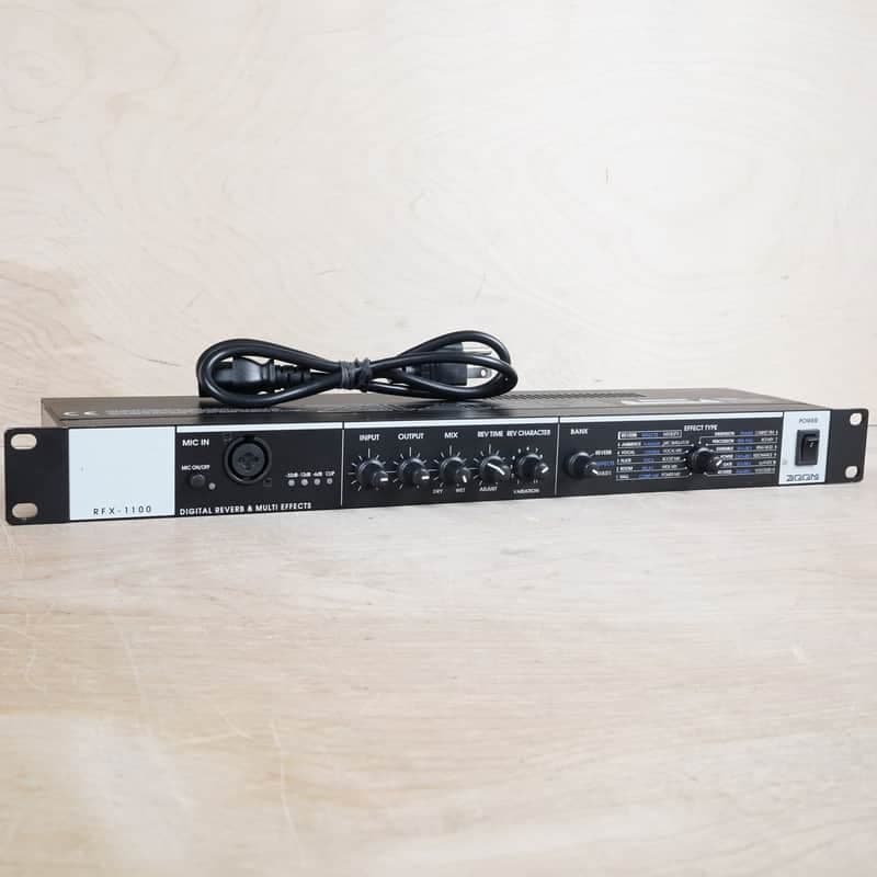 Zoom RFX-1100 Digital Reverb/Multi Effects Rack Unit 2005 Black w/ Power Cable