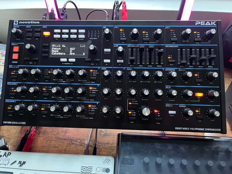 Novation Peak 8-Voice Desktop Synthesizer With Stand and DeckSaver Plastic Cover