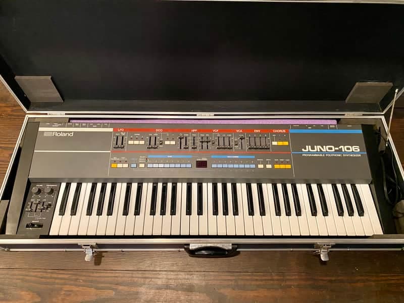 Roland Juno-106 W/ Hard Case