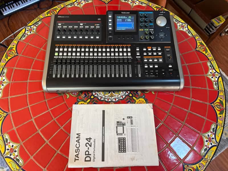 TASCAM DP24 With CD Burner and MIDI