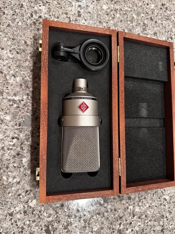 Neumann TLC 103