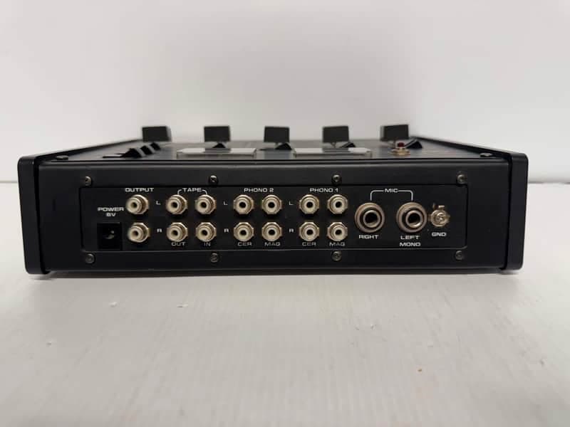 Realistic - Stereo Disco Mixer - 32-1100A - Phono + Microphone Preamp - 1980s - made in Korea
