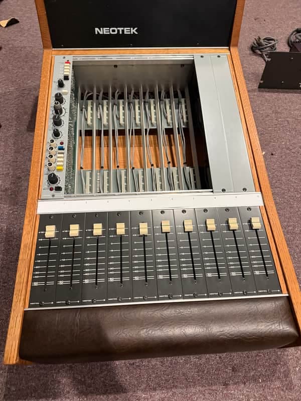 Neotek Series 2 10 Channel SideCar