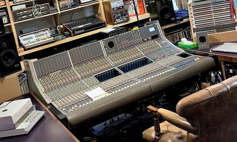 Calrec Q Series Mixing Console