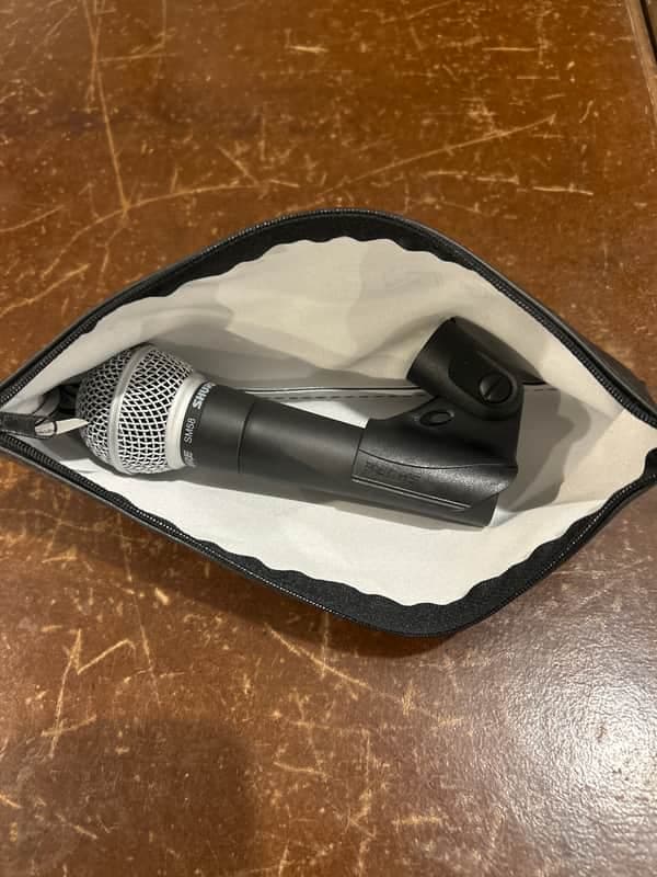 Shure SM58 Handheld Cardioid Dynamic Microphone