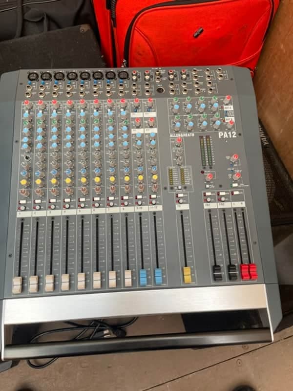 Allen & Heath PA12
