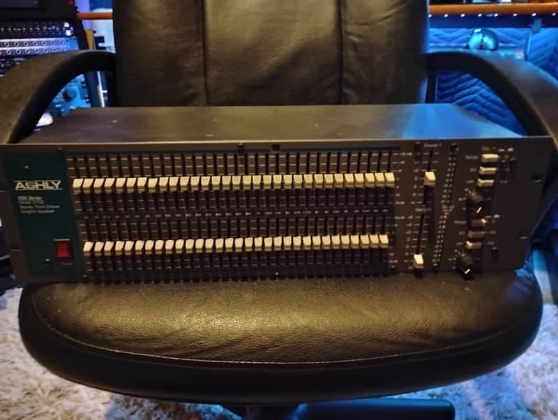 Ashly GQX-3102 Dual-Channel 31-Band Graphic Equalizer 2010s - Black