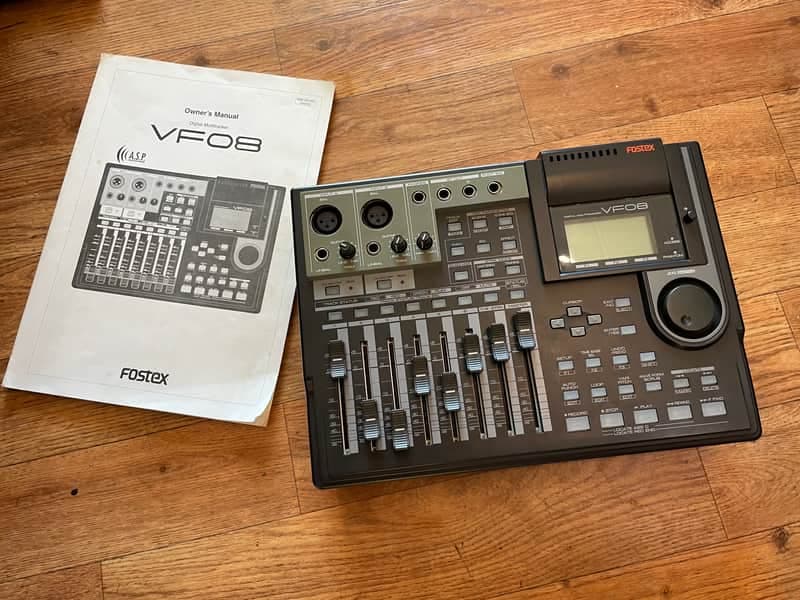 Fostex VF08 Digital Recorder