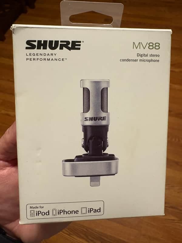 Shure MOTIV MV88 iOS Digital Stereo Condenser Microphone 2015 - Present - Black