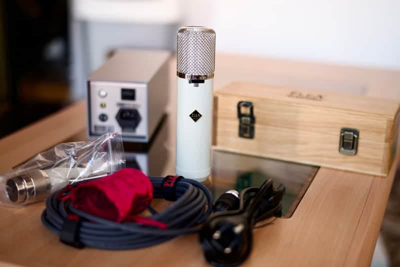 FLEA Microphones 251 2026