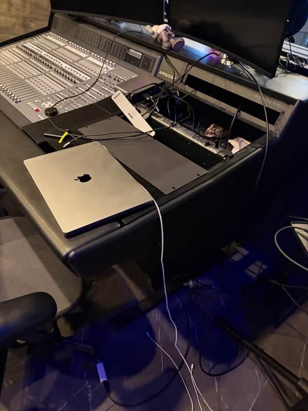 Avid C24 2000’s - Good