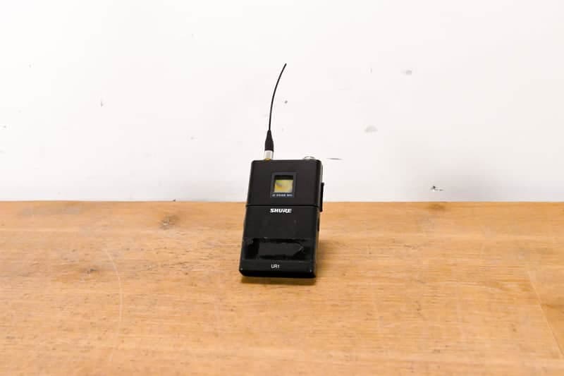 Shure UR1 Wireless Bodypack Transmitter - J5 Band: 578-638 MHz CG01508