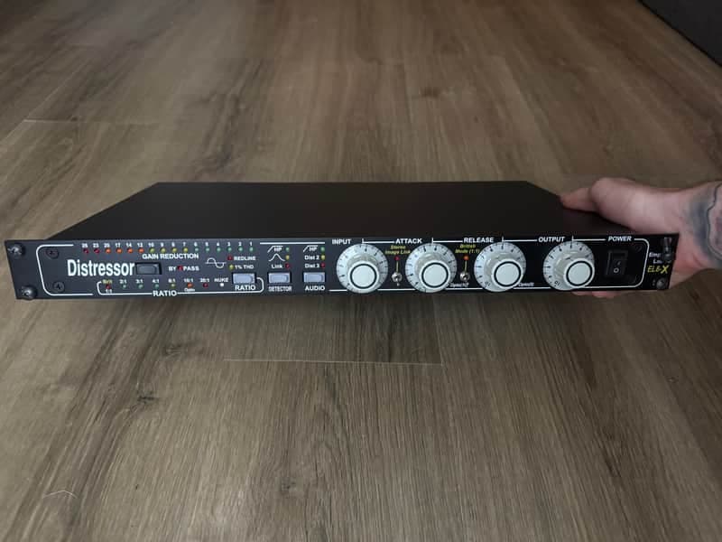 Empirical Labs EL8-X Distressor with British Mode 2010s - Black