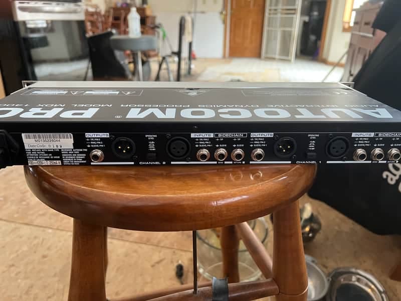 Behringer Autocom Pro MDX1400 Compressor / Limiter 2000s - Black / Silver