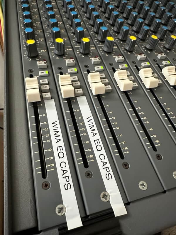 Soundcraft Delta DLX 16 / Complete Creation Audio Labs mod + 2 power supplies