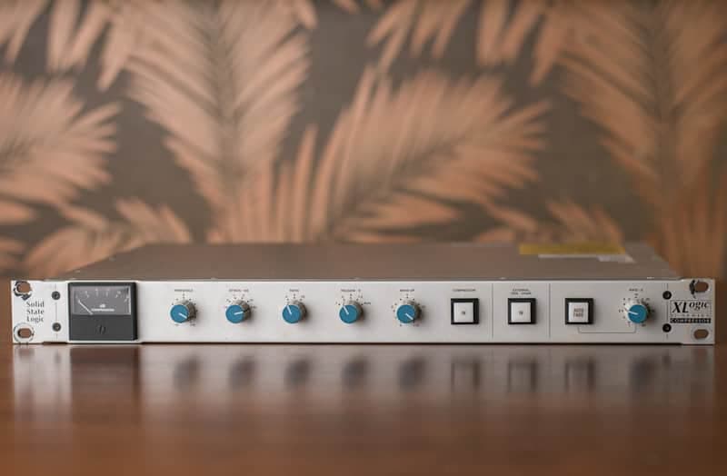 Solid State Logic XLogic G Series Stereo Compressor