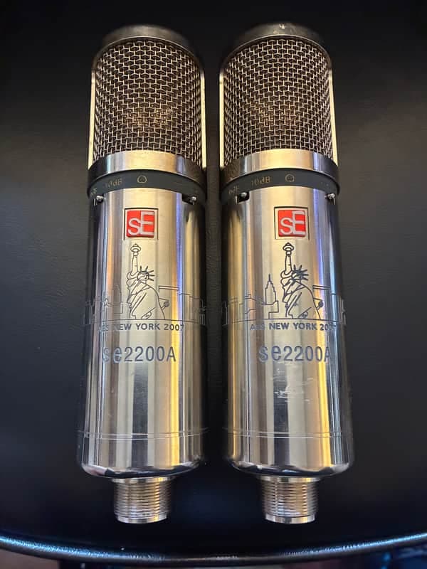 Rare Pair of SE Se2200A 2007 AES show New York