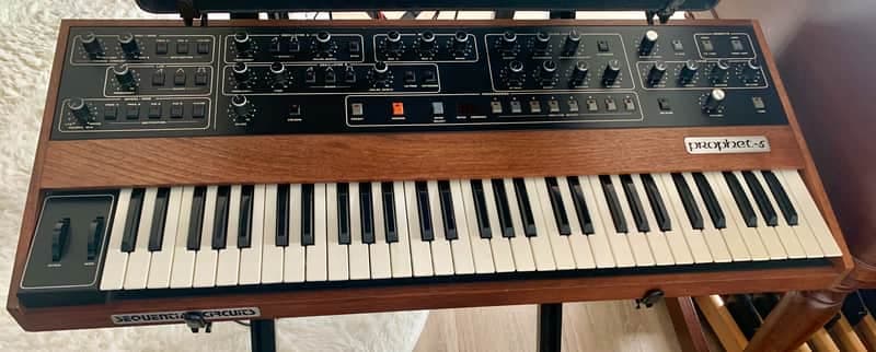 Sequential Circuits Prophet 5 Rev3.2 MIDI Vintage Mint