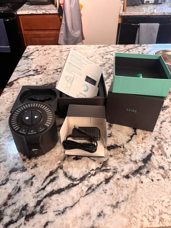 iZotope Spire Studio Wireless iOS Audio Interface 2018 - Black