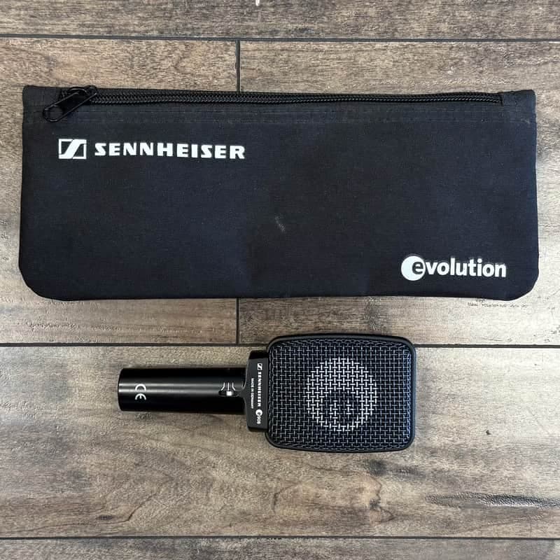 Sennheiser e906 Supercardioid Dynamic Instrument Microphone 2004 - Present - Black