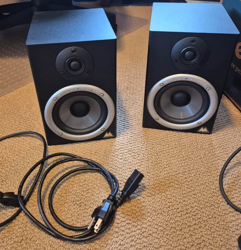 M-Audio Studiophile SP-5B Powered Studio Monitors