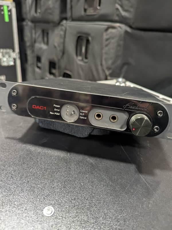 Benchmark DAC1 USB 2-Channel 24-Bit 96kHz D/A Converter 2010s - Black