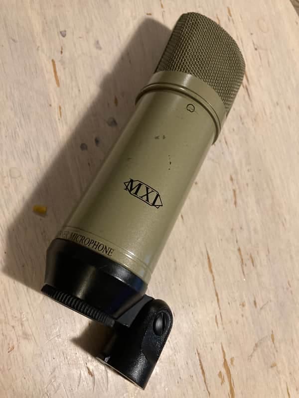 MXL 1006 Studio Condenser Microphone