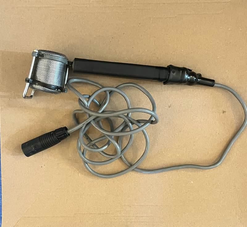 Coles 4115 Broadcaster's Noise Cancelling Ribbon Microphone