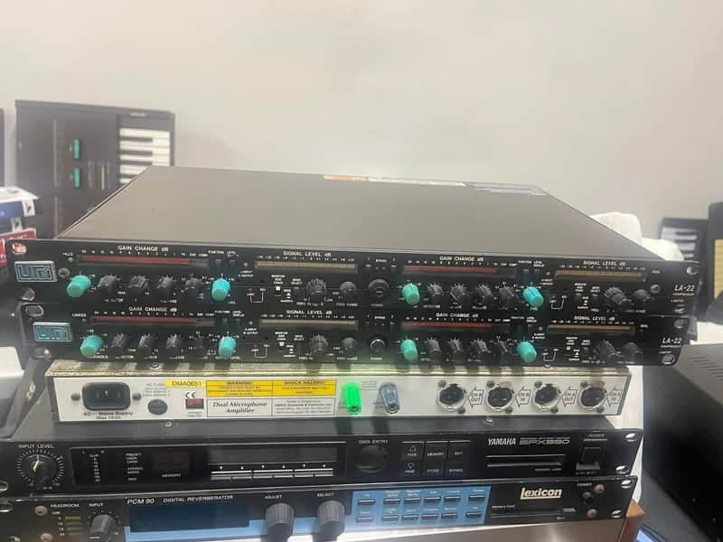 Urei LA-22 2-Channel Compressor / Limiter / oExpander(2 pcs)