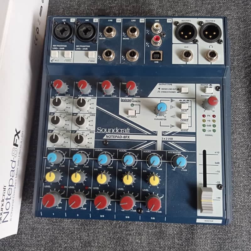 Soundcraft Notepad-8FX 8-Channel Analog Mixer with USB I/O 2010s - Blue