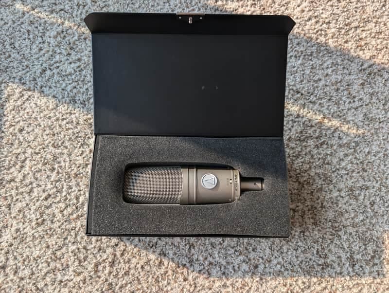 Audio-Technica AT4047MP 40 Series Side-Address Multi-Pattern Condenser Microphone 2010s - Silver