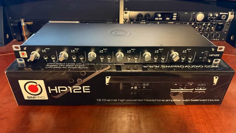 SM Pro Audio HP12E 12-Channel Headphone Amplifier