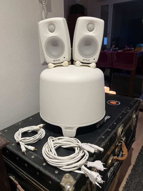 Genelec 6010 A 2012 - White