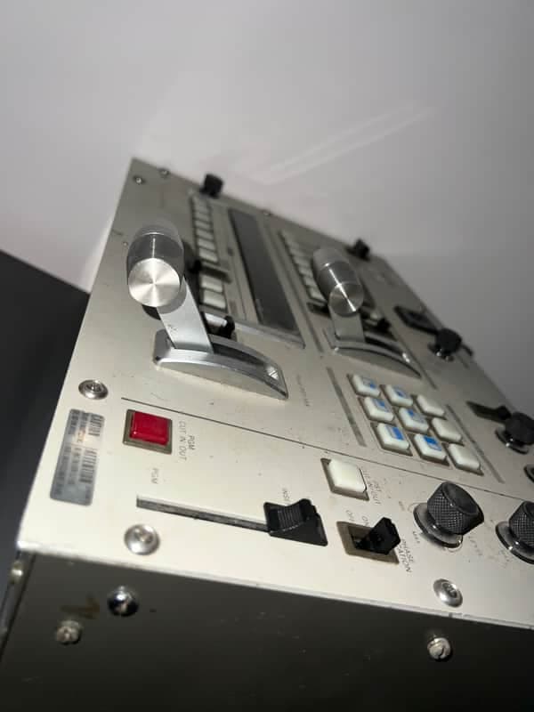 Sony SEG-2000AP Special Effects Generator (Vintage Video Mixer) 1980 - 1985