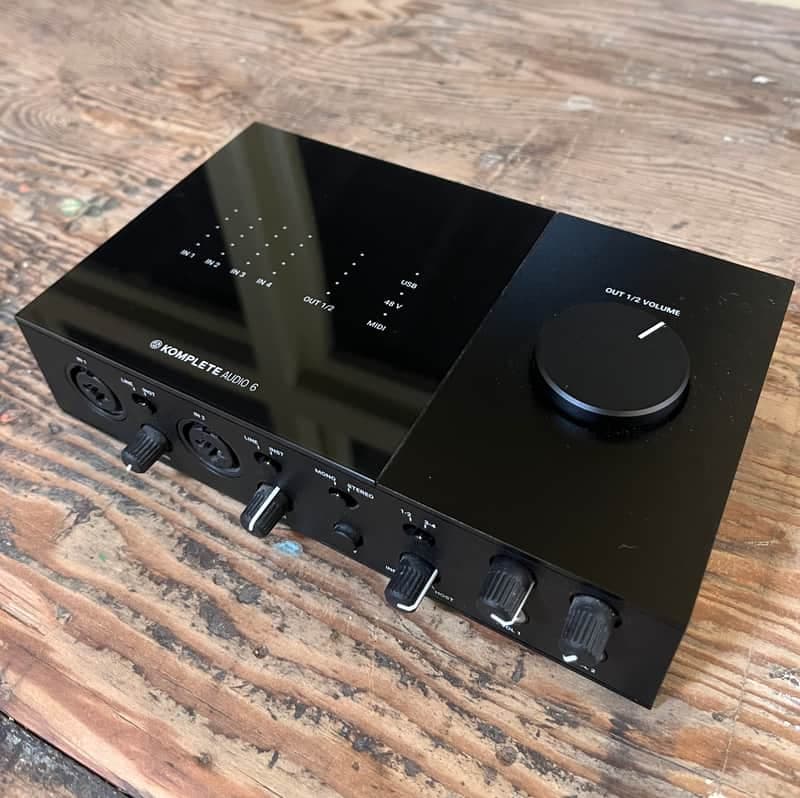 Native Instruments Komplete Audio 6 MKii USB Audio Interface 2019 - Present - Black