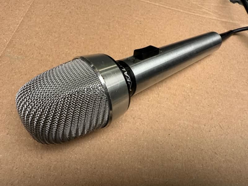 Realistic Vintage Mic Microphone 33 992B Made in Japan ! Very cool design