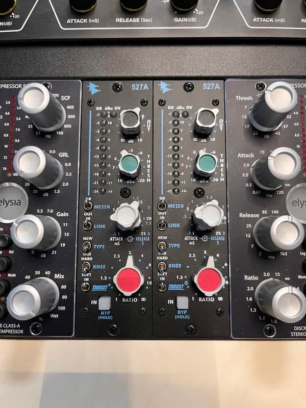 API 527A 500 Series Compressor / Limiter Module 2021 - Present - Black