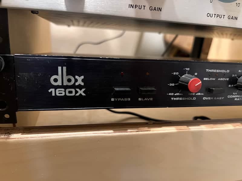 dbx 160X Compressor - Black