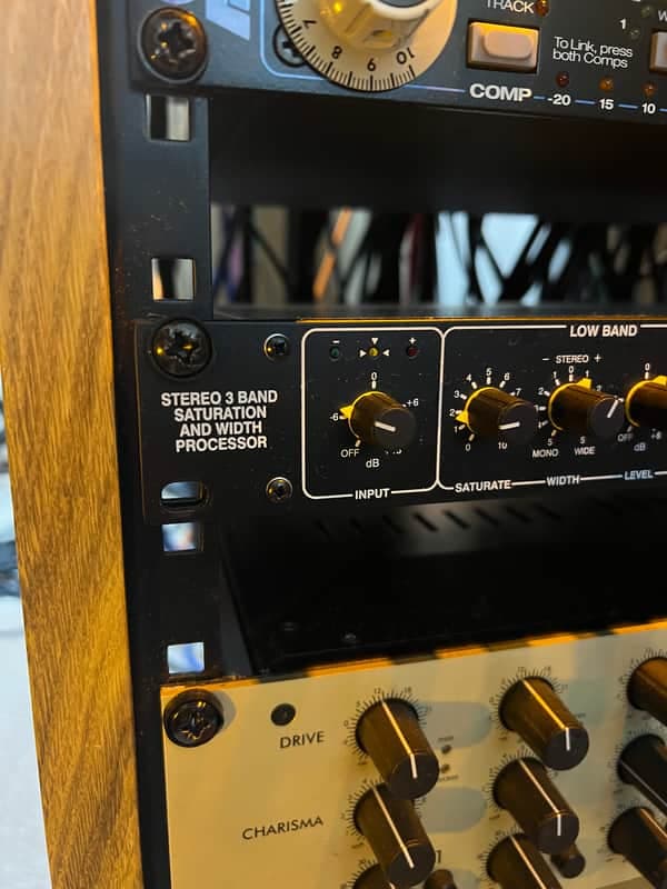 Drawmer 1976 Stereo Saturation and Width Processor 2019 - Present - Black