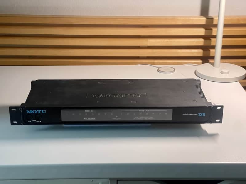 MOTU MIDI Express 128 USB MIDI Interface 2006 - Present - Black