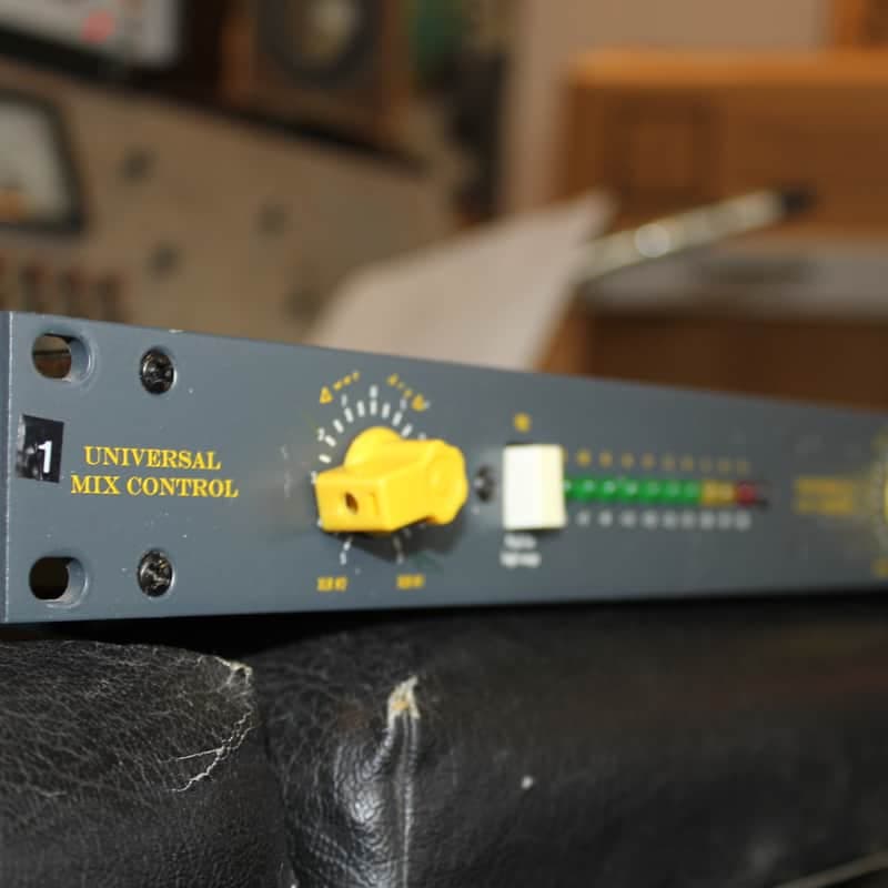 Chandler Limited Universal Mix Control (2 units) 1x pair with PSU RARE!!!