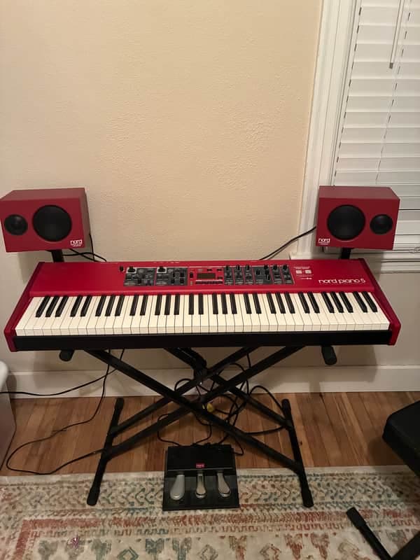 Nord Piano 5 73-Key Digital Piano Bundle